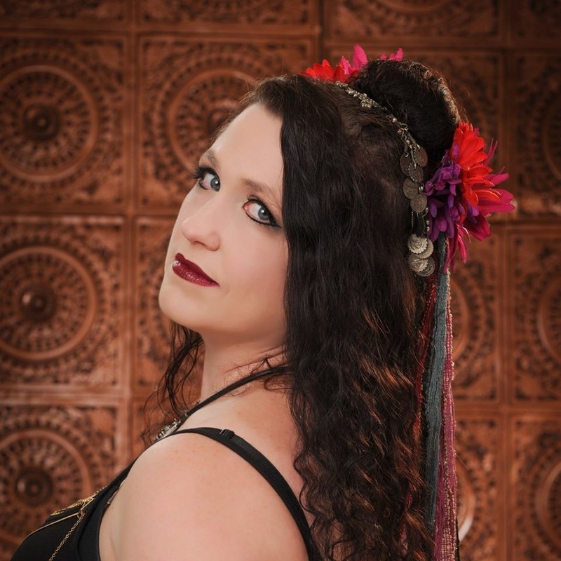 Cruise Brothers Travel Agent Holly Mollohan Grayson